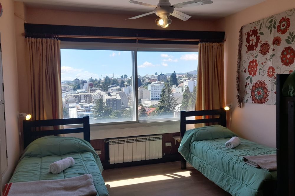 Compartida 4 camas Penthouse 1004 2